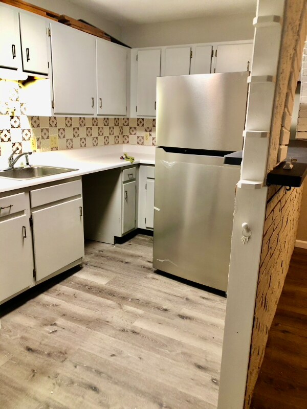 Building Photo - 9 Strawberry Bank Rd