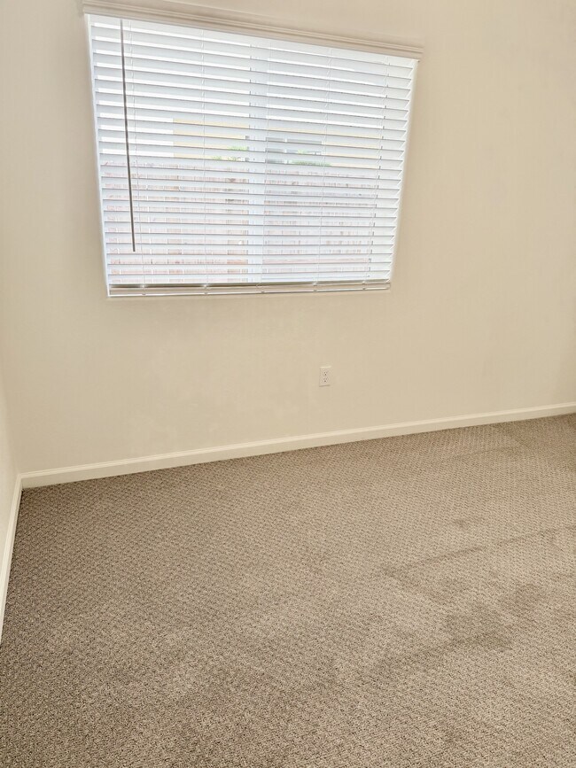 Building Photo - 1473 Concord Way