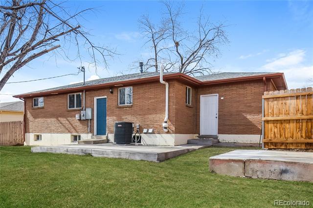 Building Photo - 7986 Joan Dr