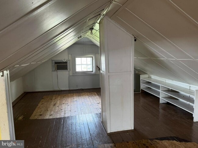 Building Photo - 132 Homecrest Ave