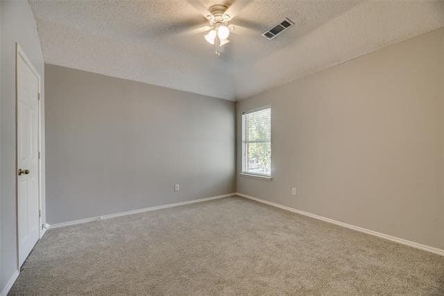 Building Photo - 3215 Mission Ridge Dr
