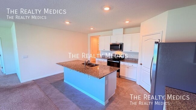 Building Photo - 3231 Silas Dr