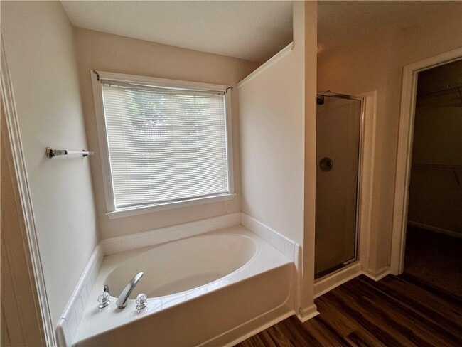 Building Photo - 3593 Gainesway Ct NW