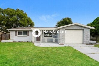 Building Photo - 3 Bedroom Pet-Friendly Home in Port Richey, FL with Main Street Renewal