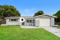 Building Photo - 3 Bedroom Pet-Friendly Home in Port Richey, FL with Main Street Renewal