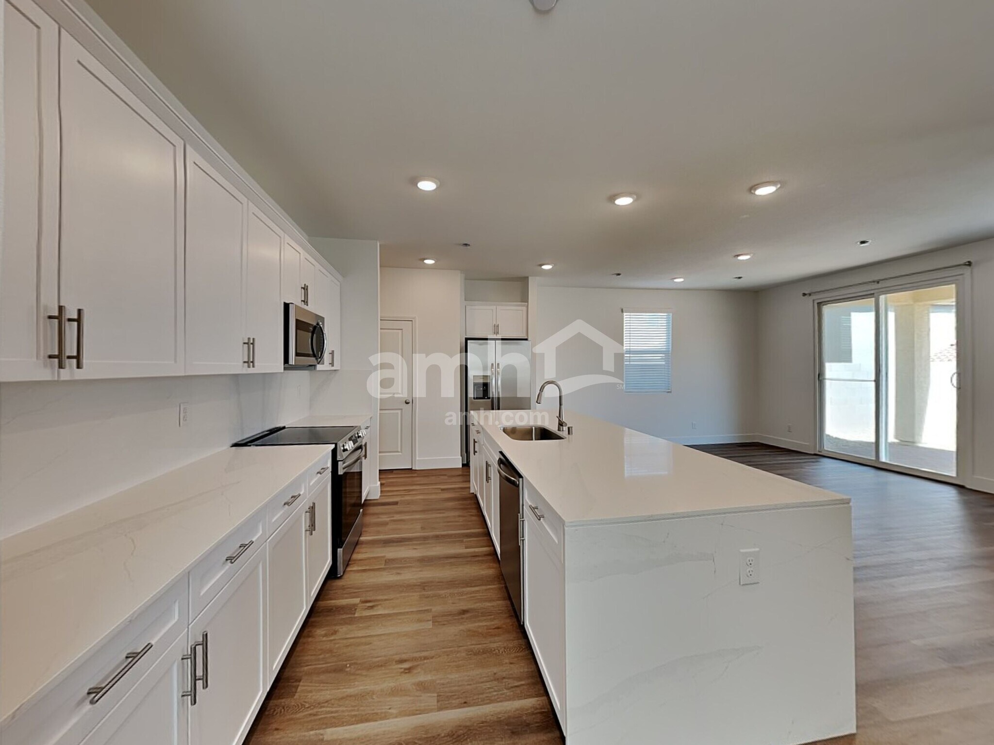 Building Photo - 9135 Fiesta Impatiens Ct