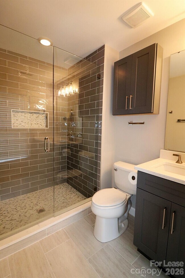 Building Photo - 564 6th Baxter Crossing