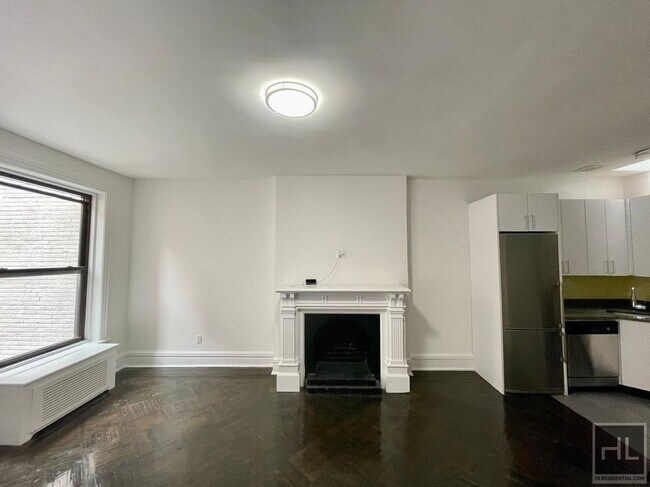 Building Photo - EAST 80 STREET