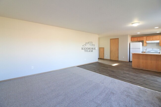 Building Photo - 3 Bed/2.5 Bath House in West Pasco