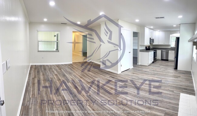Building Photo - 2033 Dunbarton Way