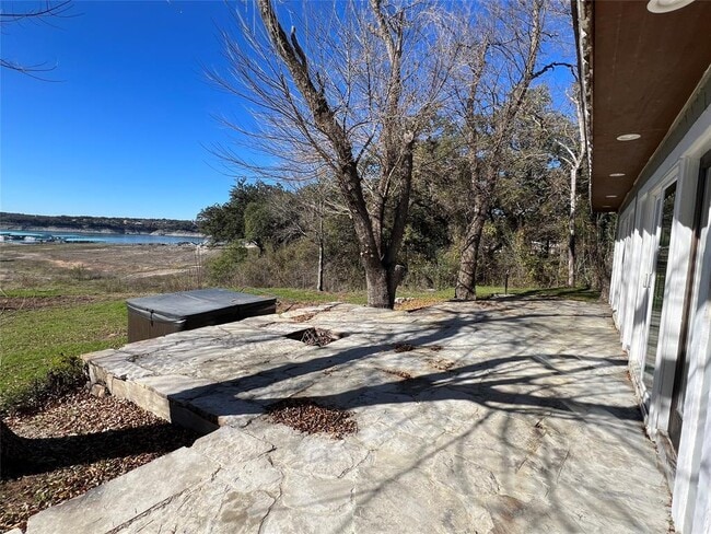 Building Photo - 17313 W Beach Rd