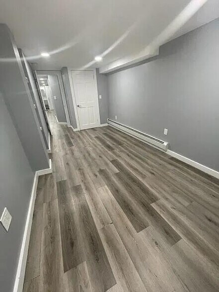 Building Photo - 473 Bergen Ave