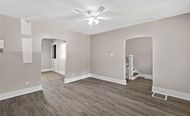 Building Photo - gle2905