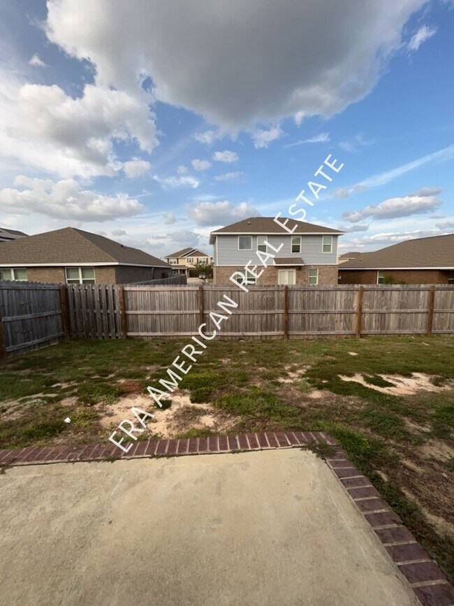 Building Photo - 818 Moorhen Way