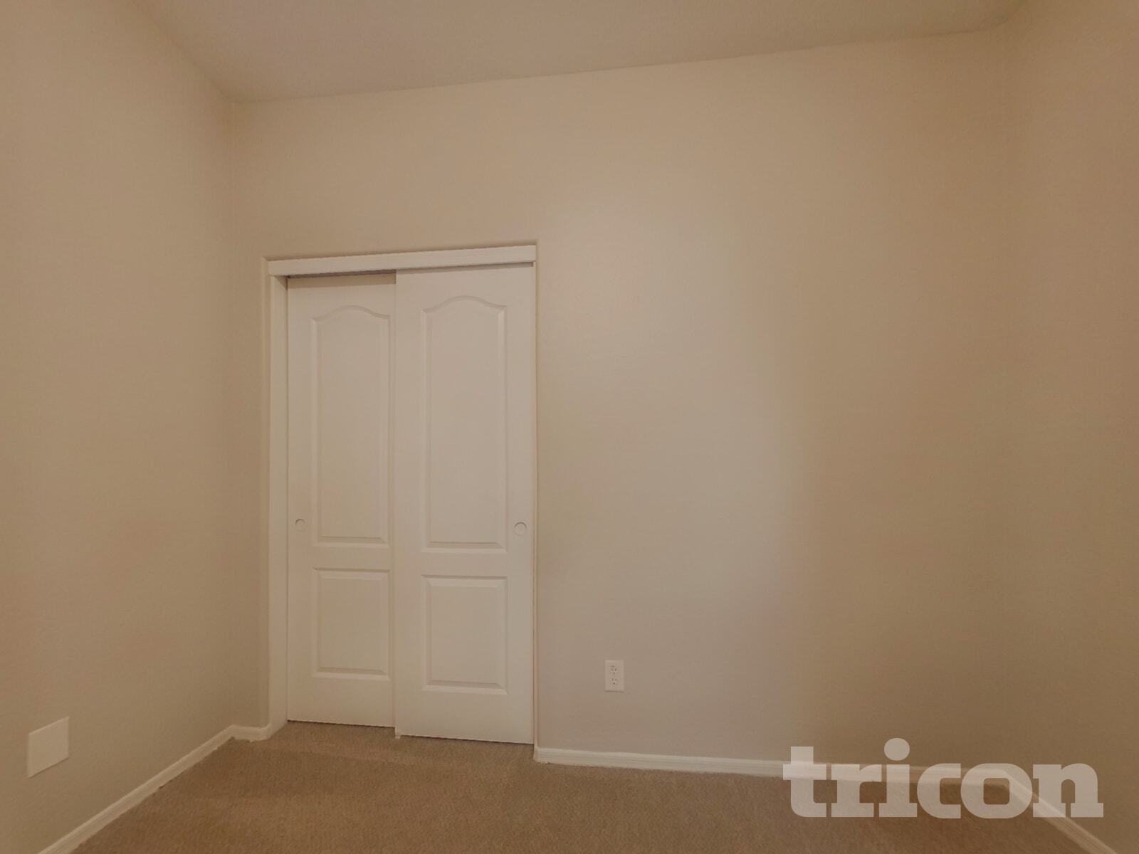 Building Photo - 11638 W Jackson St