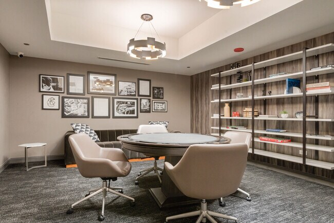 Building Photo - 19 S LaSalle St