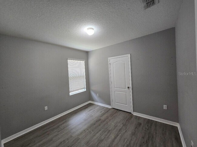Building Photo - 3683 Julius Estates Blvd