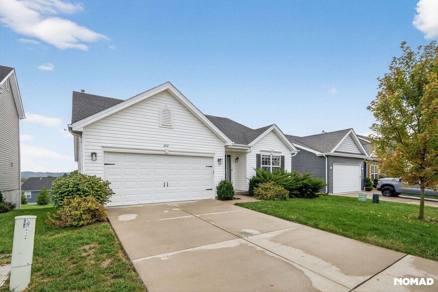 Building Photo - 2112 Windswept Farms Dr