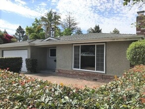 Building Photo - Renovated 5 Bedroom in the College Highlands Neighborhood by Cal Poly