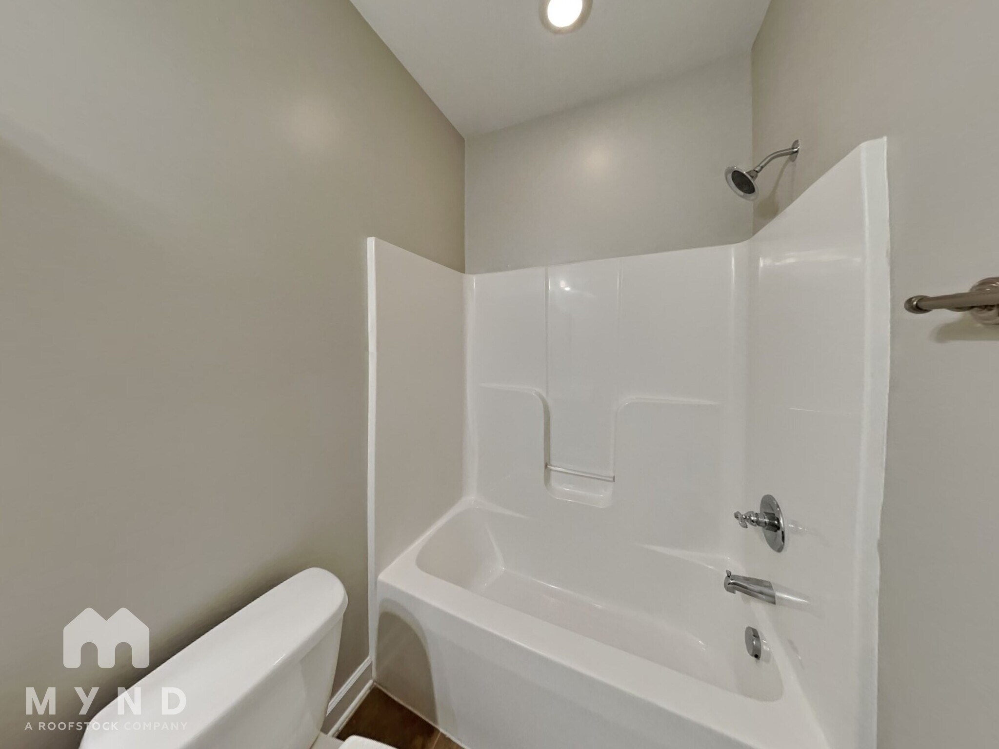 Building Photo - 214 Balota St