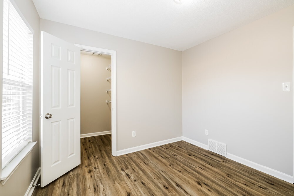 Building Photo - 1044 Cross Wood Ln