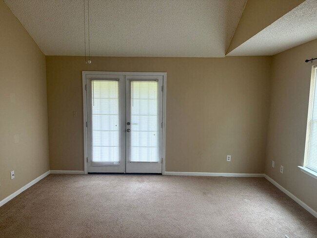 Building Photo - 2510 Barnesdale Wy
