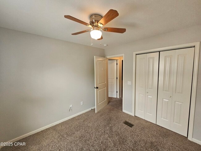 Building Photo - 7225 Quail Hollow Dr
