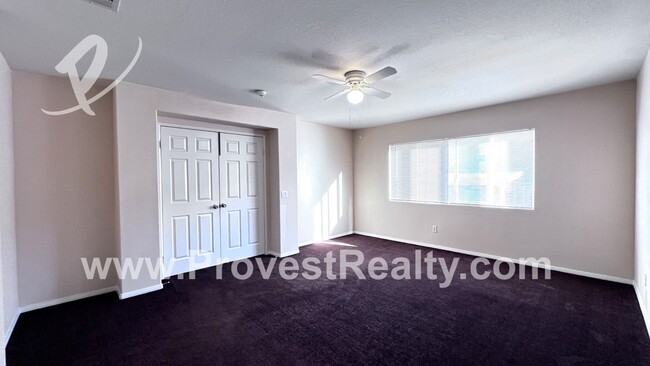 Building Photo - 4 Bed, 2.5 Bath Victorville Home!