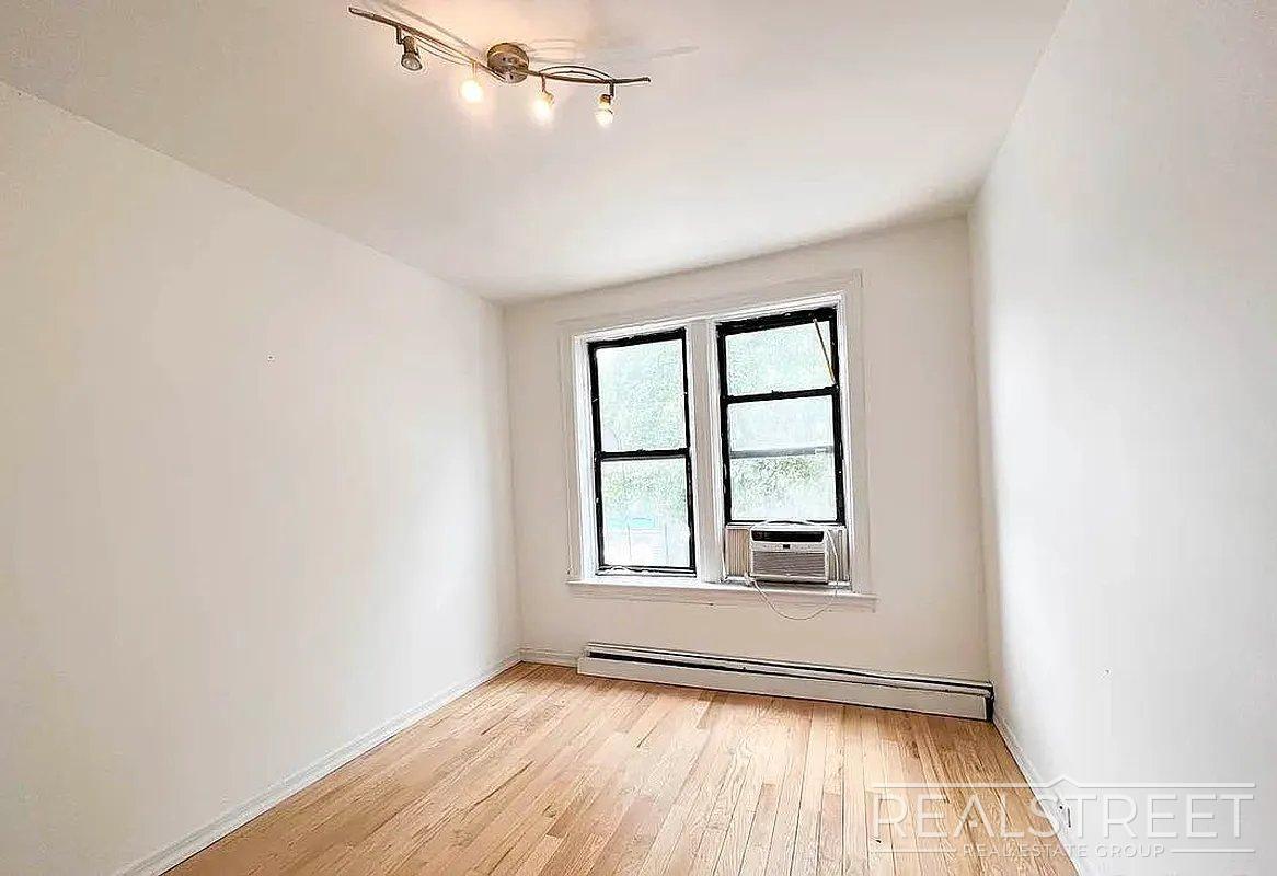 Building Photo - Nostrand Avenue