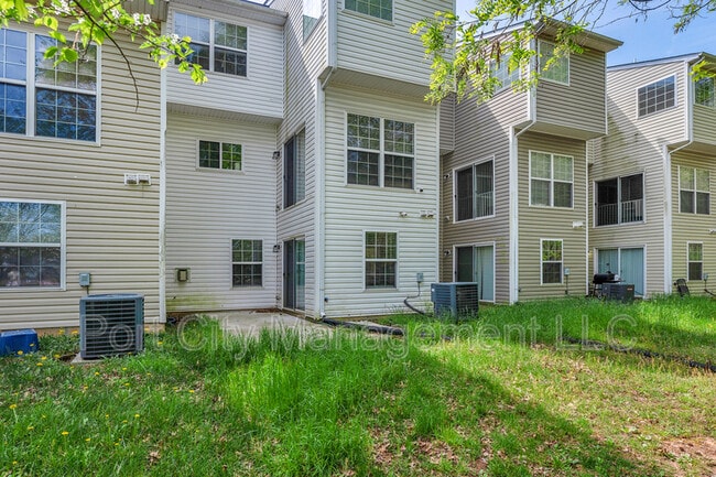 Building Photo - 2754 Zeek Ln