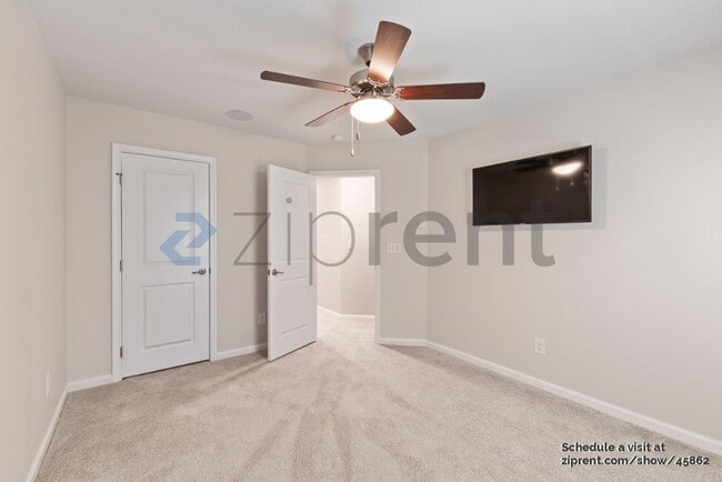Building Photo - 403 Park Meadows Dr