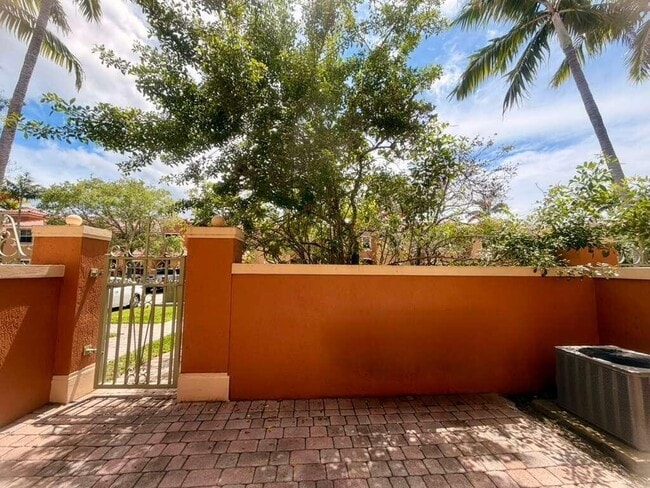 Building Photo - 14363 SW 11th St