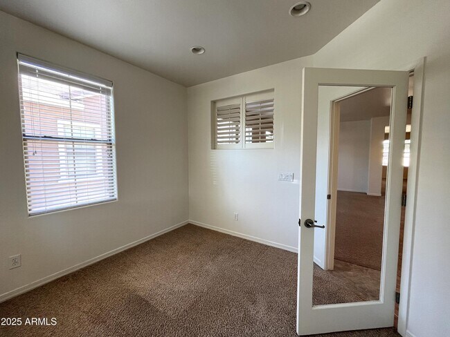 Building Photo - 4690 S Twinleaf Dr