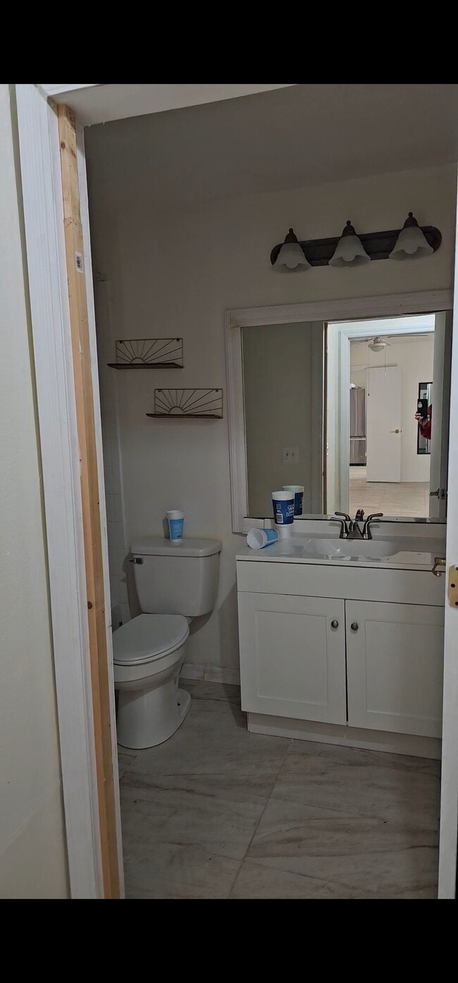 Building Photo - 309 Orchid Dr