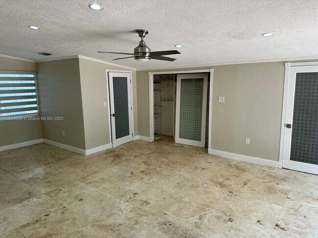Building Photo - 8755 SW 96th St