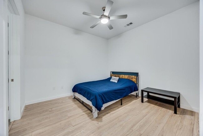 Building Photo - 4801 Springdale Rd