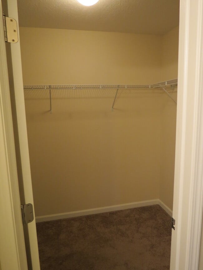 Building Photo - 5682 Alliance Way