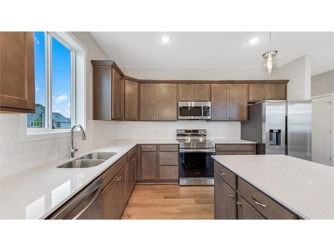 Building Photo - 2149 Westpointe Dr