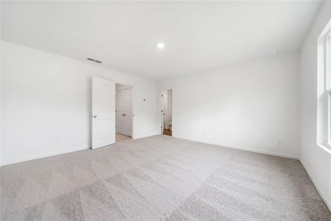 Building Photo - 602 Jervis Wy