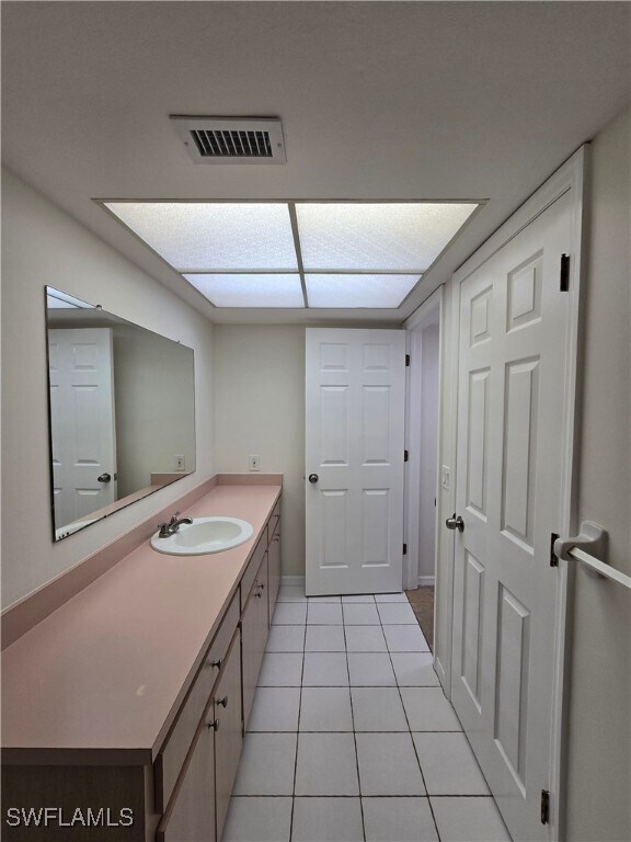 Building Photo - 4815 Triton Ct E