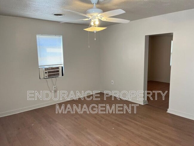 Building Photo - 2205 Roosevelt Blvd