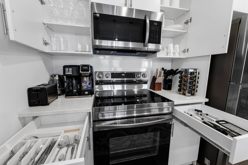 Building Photo - 616 Trikomo Dr