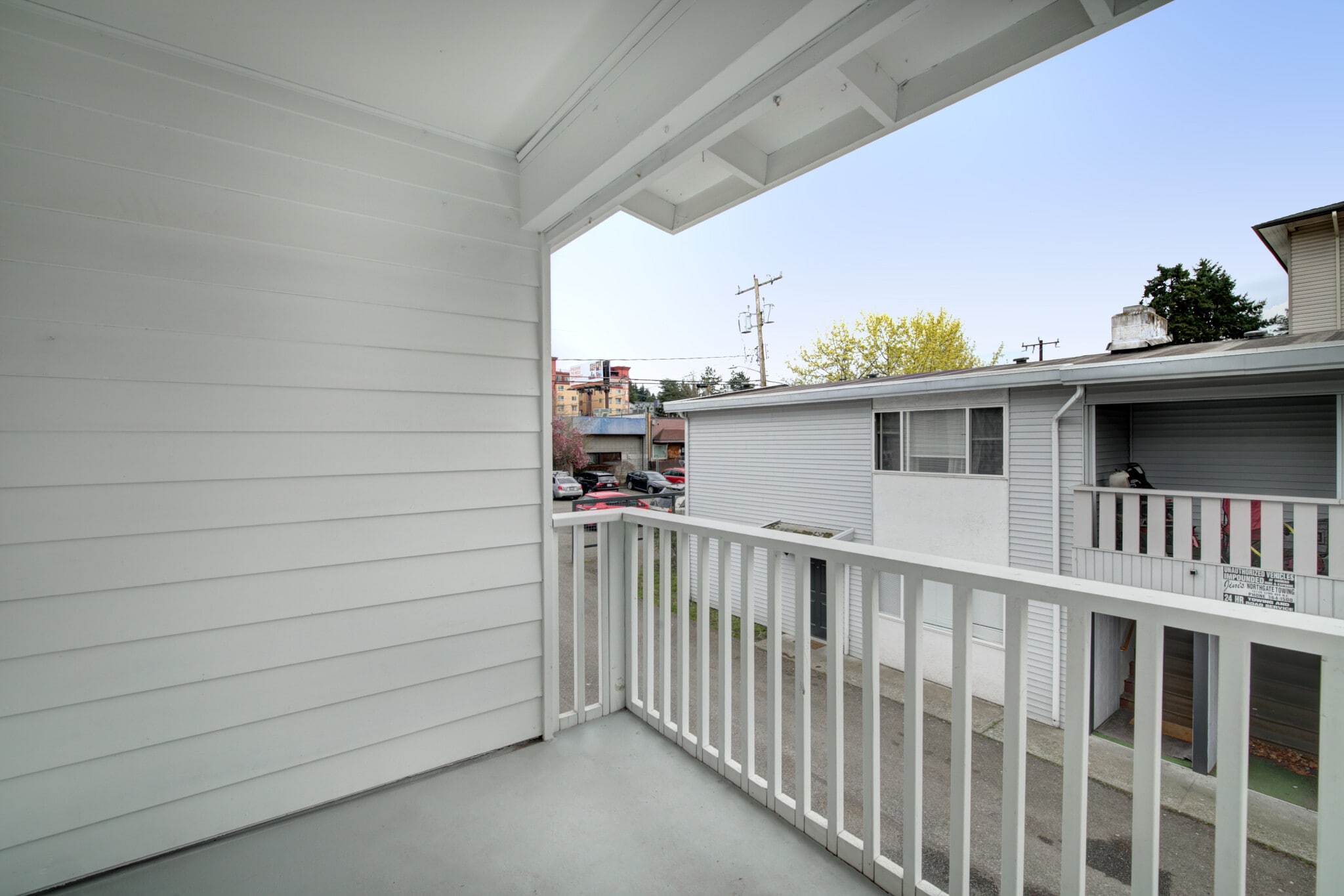 Building Photo - 13737 32nd Ave NE