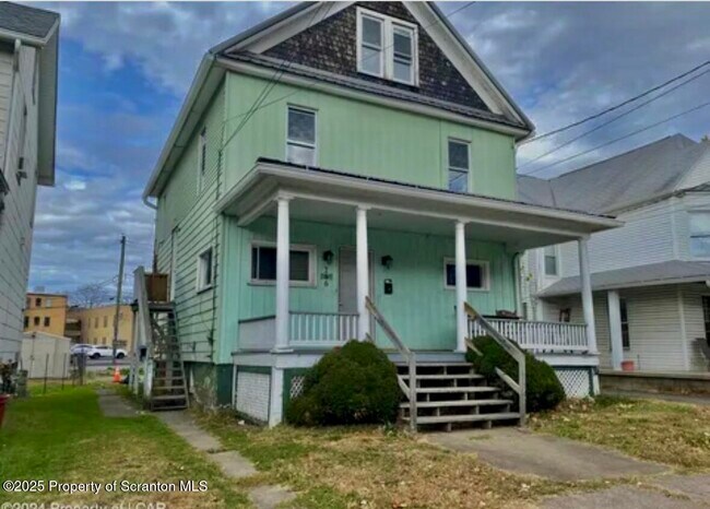 Primary Photo - 266 Rutter Ave