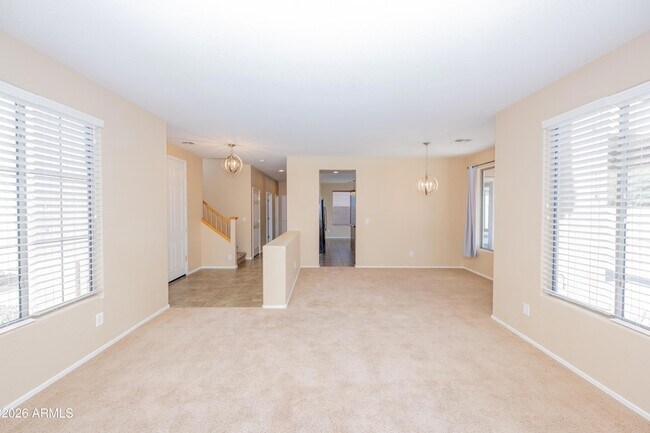 Building Photo - 2023 W Shackleton Dr