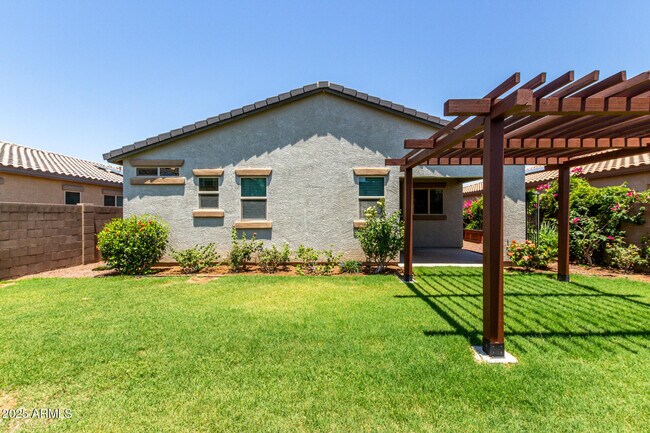 Building Photo - 17163 W Orchid Ln