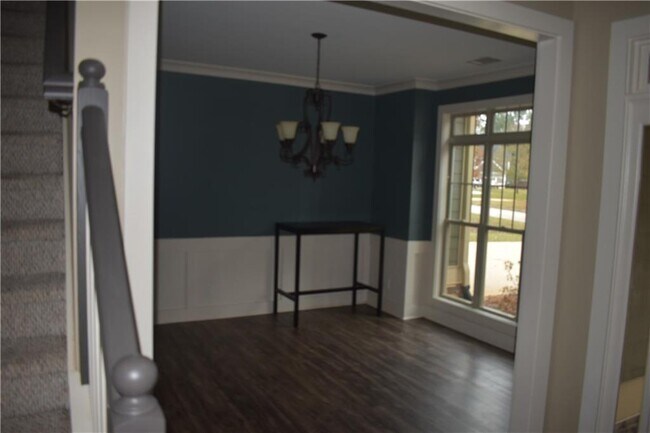 Building Photo - 43 Jessel Ln