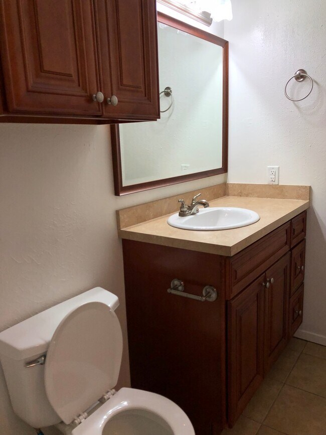 Building Photo - 3703CH