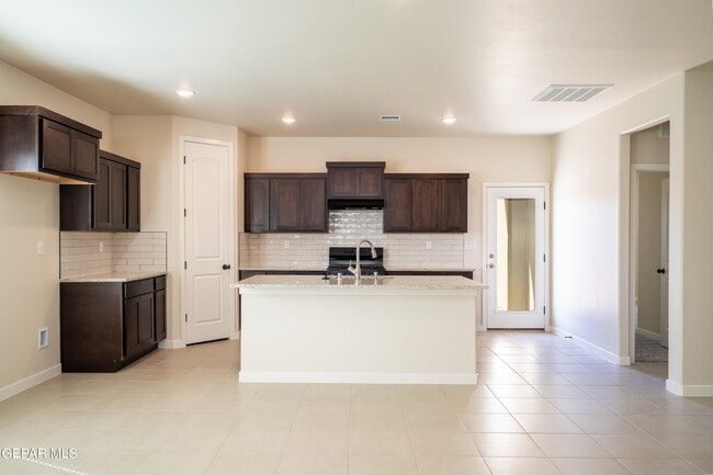 Building Photo - 11472 Van Nuys Dr