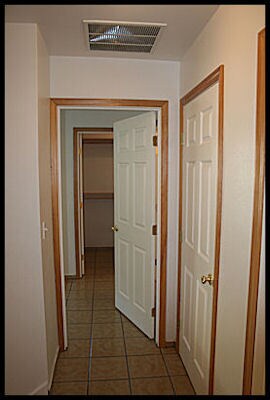 Building Photo - 6432 Shire Estate Pl NE